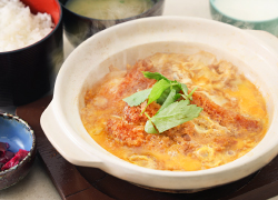 牛ホルモン炒め膳